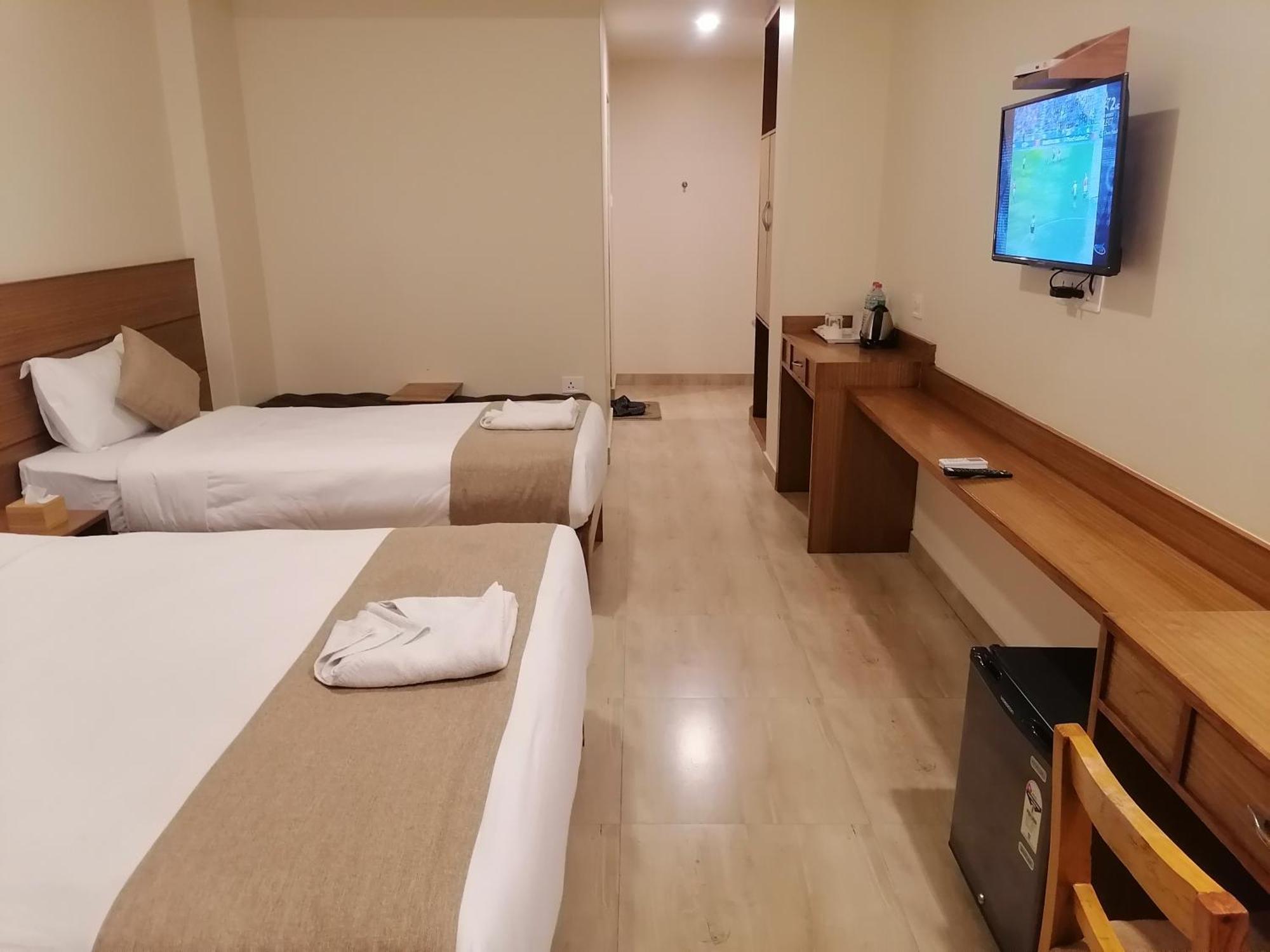 Urban Boutique Hotel פוקהרה מראה חיצוני תמונה